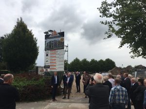Startsein voor bouw door wethouder A. de Kruijf